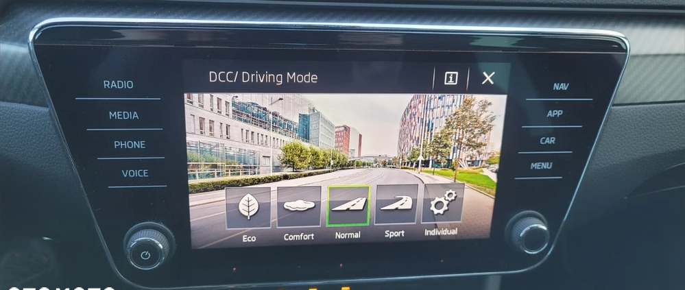 Skoda Superb cena 119899 przebieg: 126579, rok produkcji 2020 z Międzyzdroje małe 277